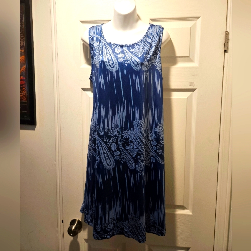 Boho-chic paisley pleated tank dress